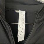 Oiselle  Aero Active Jacket Photo 3