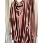 Wishlist Dusty‎ Rose Dolman Sleeve Keyhole Neck Medium Top Twist Front M Women’s Photo 1