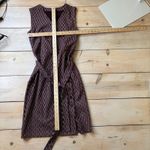 Ann Taylor  Petites EUC Womens Burgundy Maroon Chain Print Belted Sheath Dress 6P Photo 5