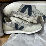 VEJA NEW  Sneakers Womens 6 SDU Rec Flannel in Snow Vegan Suede Photo 7