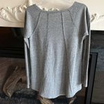 Sun & Shadow Waffle Top Gray Flowy Lightweight High Low Womens Small Photo 6