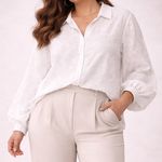 Madonna & Co White Floral Textured Blouse Romantic Statement Top Size XL Photo 0