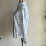 Porter & Ash Floral Button Down White Blue Top Sz Small Photo 3