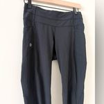 Athleta Bare To Run Reflective Cropped Pant in Black - Size XS Photo 1