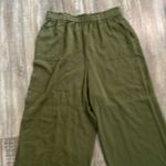 True Craft  Twill Cropped Wide Legged Pants Cyprus size large Photo 5