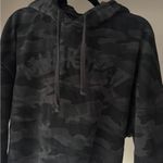 Municipal Women’s Origin Hoodie in Night Camo Black Size M Photo 2