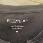 Ellen Tracy FINAL MARKDOWN  notch necked tee medium Photo 2