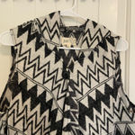 Jolt NEW women’s black white geometric hooded drapey thick tassel vest large Photo 0