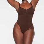 SKIMS  Sculpting Brief Bodysuit  Shapewear Espresso  NWOT size S Photo 0