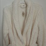 New Women’s Ulta Beauty Fuzzy Fleece Robe Cream/Ivory size Large/XL White Photo 5