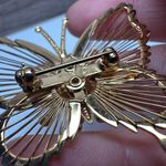 Monet Rhinestone Butterfly Insect Gold Tone Wire Signed Brooch Pin Photo 3