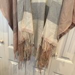 Woolrich ‎ Pink And White Wrap OSFA Photo 4