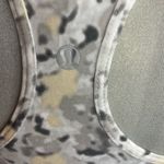 Lululemon  Not So Petite Fleur Silver Spoon Cool Racerback Tank size 6 Photo 8