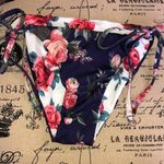   
🦊💋 NWT SET Wildfox Gypsy Flowers Vintage Rare Bikini Photo 9