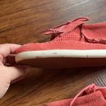 Minnetonka ‎ perforated leather fringe booties size 6.5 Photo 6