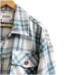 Boston Traders  Women’s Plaid Shacket Button Front Size Medium Blue White Pockets Photo 3