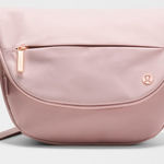 Lululemon  All Night Festival Bag 5L - Pink Haze / Gold - LW9ENLS Photo 0