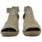 Gentle Souls Women’s 9.5 Kenneth Cole Charli Cross Elastic Wedge Sandal Mushroom Photo 1