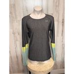 Under Armour HeatGear Fitted Long Sleeve Top – Size Medium Photo 2