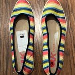 NEW Colorful Striped Women's Shoes Red Size 8 Photo 0