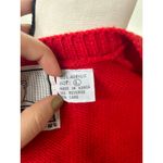 Vintage 90s Red V Photo 3