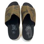 OTBT wayside savanna camo leather platform slides Photo 6