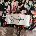 Jessica Simpson  Black Floral Print Ankle Pants NWT Size Medium Black Floral Pant Photo 7