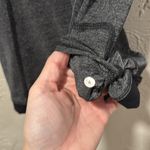 Lululemon  Size 4 Athletic Running Top Photo 3