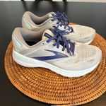 Brooks  Athletic Shoes in Gray and Blue extra wide size 8.5 Photo 3