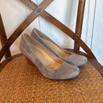 Naturalizer  Emily suede wedge pumps size 7.5 Photo 3