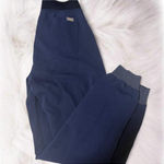 FIGS  Navy Blue Women’s Technical Collection  Photo 1