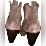 Frye  Madeline Brown Suede Leather Short Ankle Booties Heels Cowgirl Western  7M Photo 2