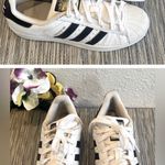Adidas Originals Superstar Sneaker White/ Black Women Size 5.5 Photo 2