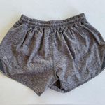 Lululemon Women’s Hotty Hot Short II Disperse Dusky Lavender Black Shorts Size 6 Photo 4