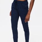 Outdoor Voices CloudKnit Mid Rise Slim Leg Sweatpant Navy Blue XS Photo 0