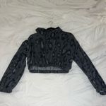 Le lis  Hooded Pullover Photo 1