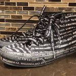 Vans Authentic  WE ARE BEAUTIFUL Woman’s Shoe size 7 tapered‎ high tops sk8 Photo 3