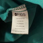 FIGS  Scrub Top Hunter Green V Neck Short Sleeve Women's Size Medium Photo 3