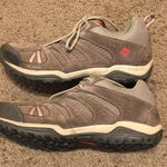 Columbia Women's Dakota Drifter Waterproof Hiking Shoe size 10 EUC Gray Beige Photo 0