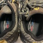 Merrell  lace up sneakers in beige and black size 8 Photo 4