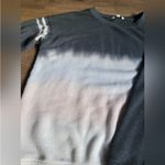 American Eagle  Ombré Crewneck Size Medium Photo 1
