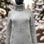 The North Face  Quilted Fleece Jacket‎ Women’s XS Gray Zip Up Photo 0