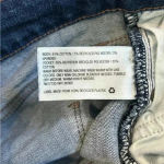 Universal Threads Universal thread high rise midi blue distressed jean shorts in size 10 / 30 Photo 4