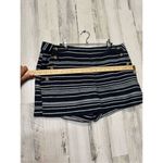Banana Republic  stripped shorts Photo 5