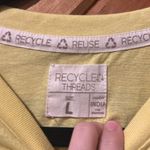 Daisy embroidered Grand Canyon yellow crop top tshirt Size L Photo 3