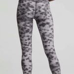 Varley  Cropped Leggings Photo 1
