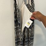 Kensie  Women's Sound Waves Printed Cami Dress Halter Neck Shift Chiffon‎ Size M Photo 8