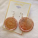 Urban soul earrings gold tone circles with pink beads Photo 0