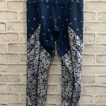 Women’s FP Movement Free People Sunny Bandana print leggings Size XS Blue Photo 2
