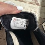 On Running Shoes On Cloud Sneakers Lace Up Women's Size 9.5 White Black Photo 5